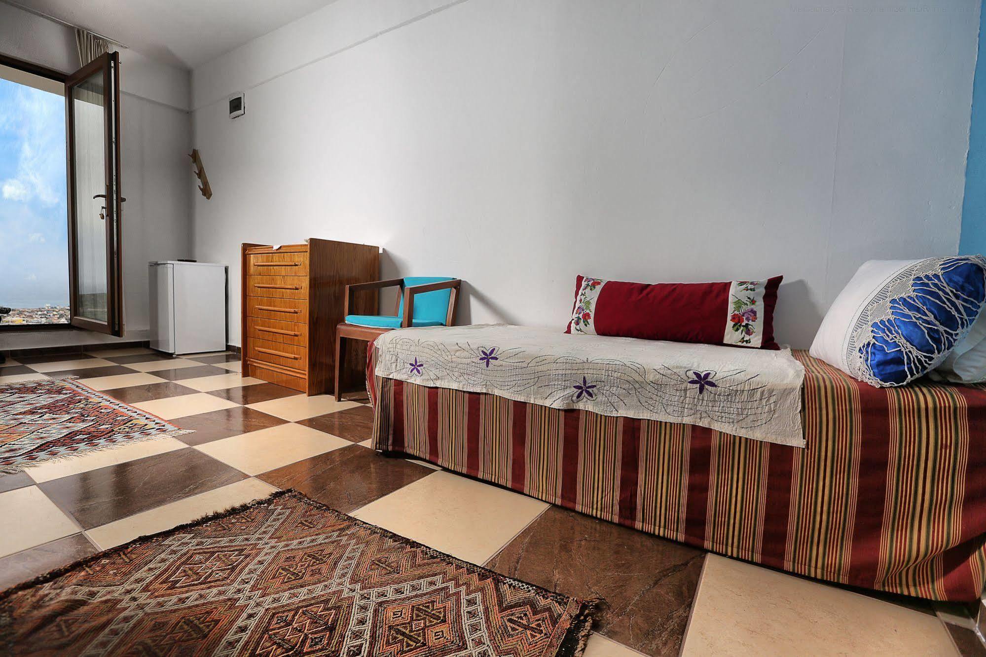 Mavi Keci Hotel Mordogan Екстериор снимка